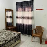 Rooms In Dehiwala