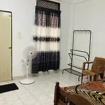 Rooms In Dehiwala